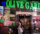 Olive Garden母公司计划在五月底之前重新开放超过65％的餐厅