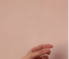 app使用问答：微信朋友圈手握花束怎么做 微信朋友圈手握花束制作方法介绍