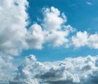 7月3号蚂蚁庄园小鸡宝宝问题 天空中漂浮的云朵它的移动速度和什么差不多