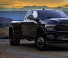 2020 Ram HD Trucks的顶级限量版装饰条增加了单色包装