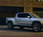 Rivian R1T和R1S电动卡车和SUV将于明年夏天交付